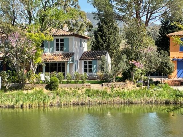 Les Restanques Maison Du Lac 4 Chambres Grimaud Exterior foto